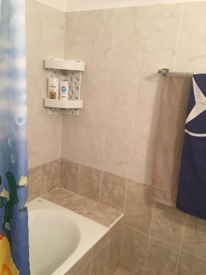 By The Sea Apartment Paphos Bagian luar foto